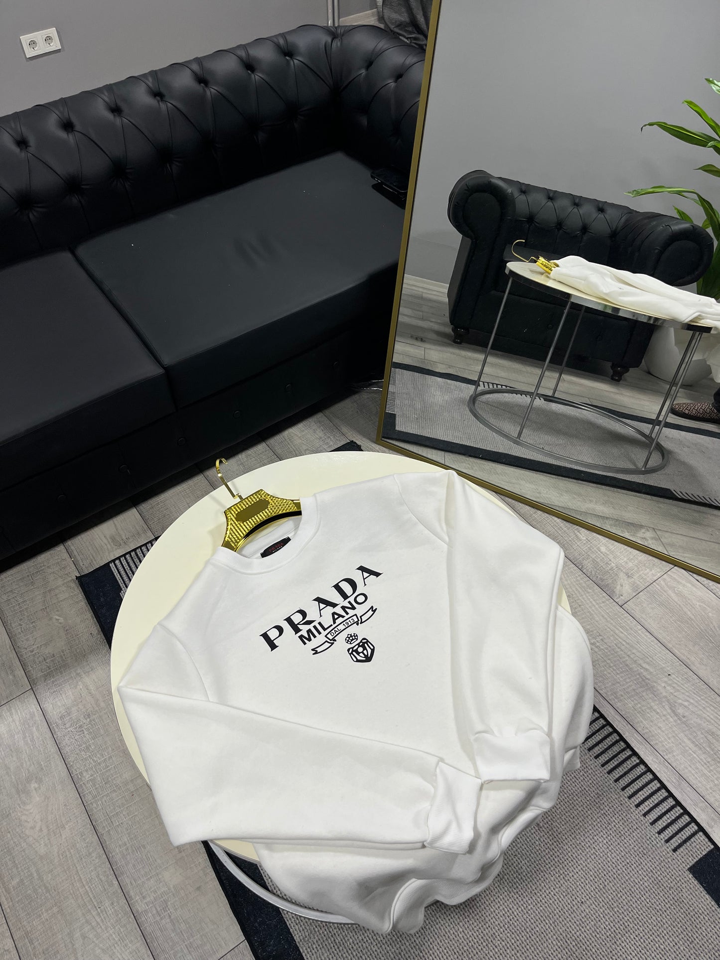 Prada Milano Sweatshirt Premium!